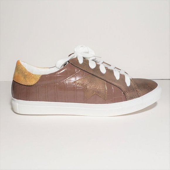 Shoes - 🏅HP🏅Brown & Copper Crocodile Texture Sneakers